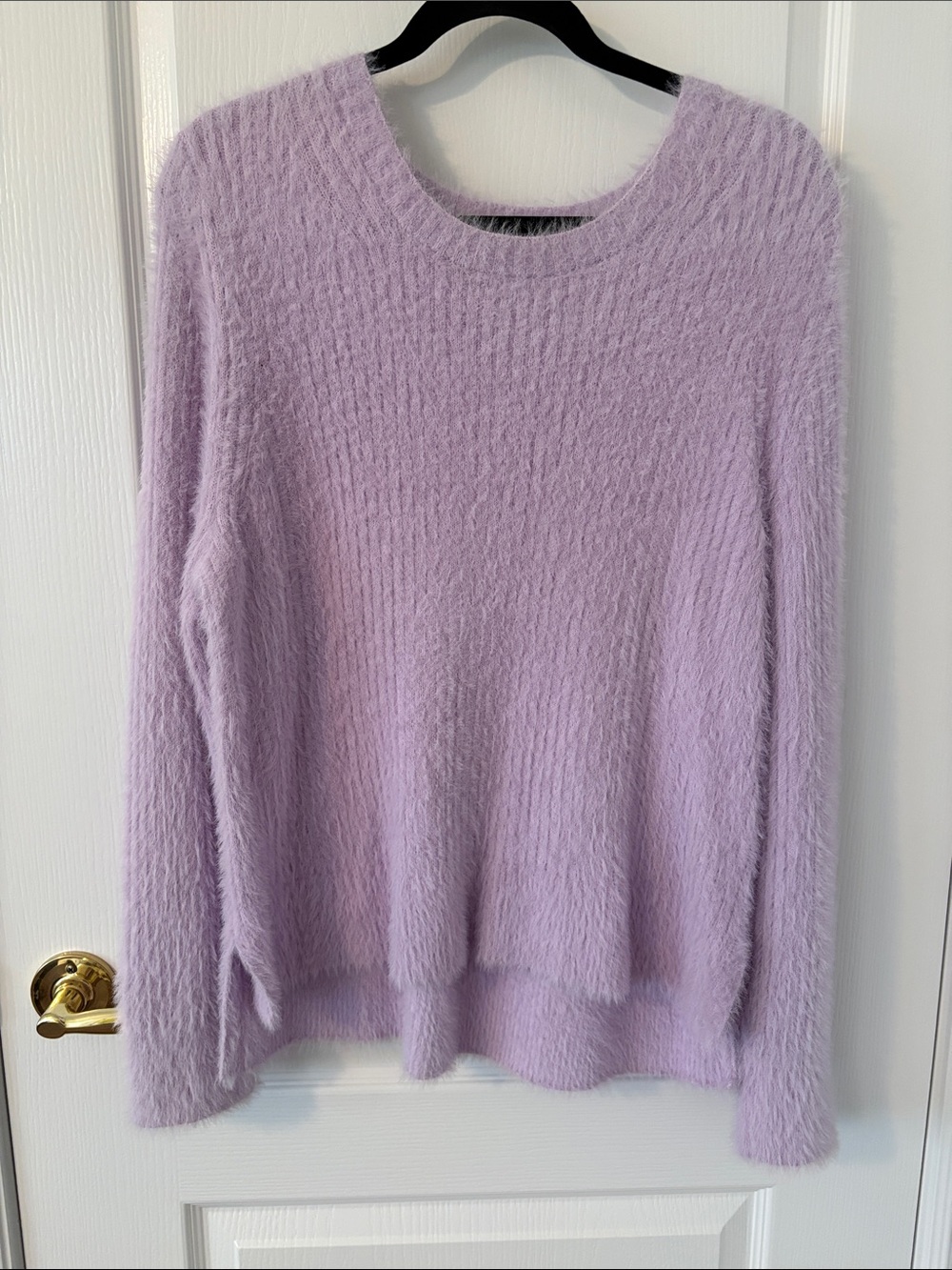 Banana Republic Lilac ribbed eyelash sweater size L